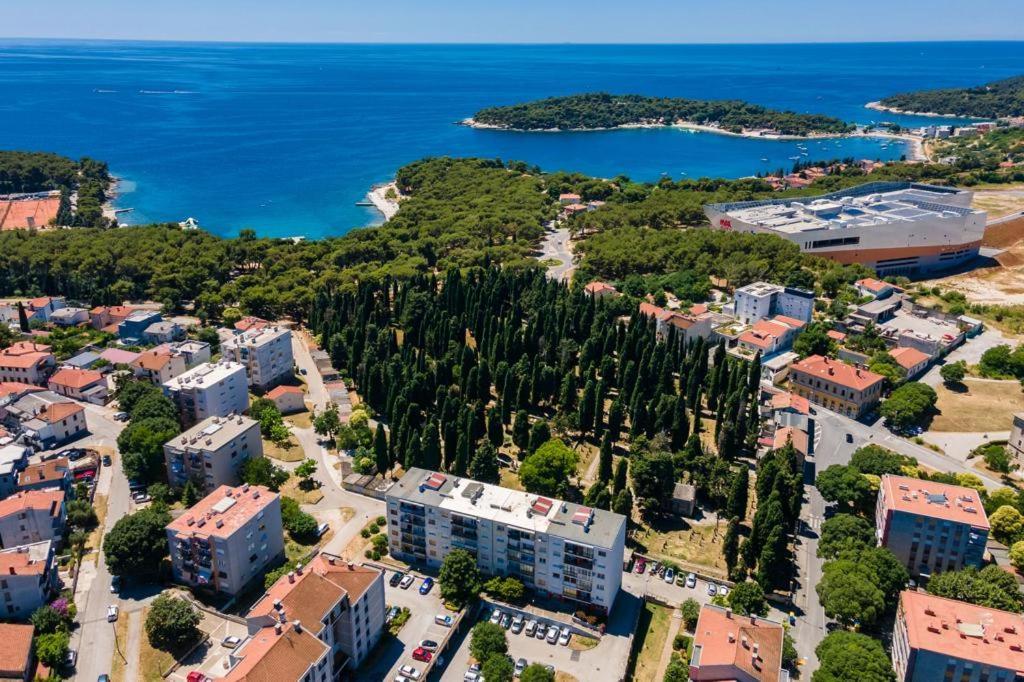 N&G New Apartment Stoja Beach Pula Exterior photo